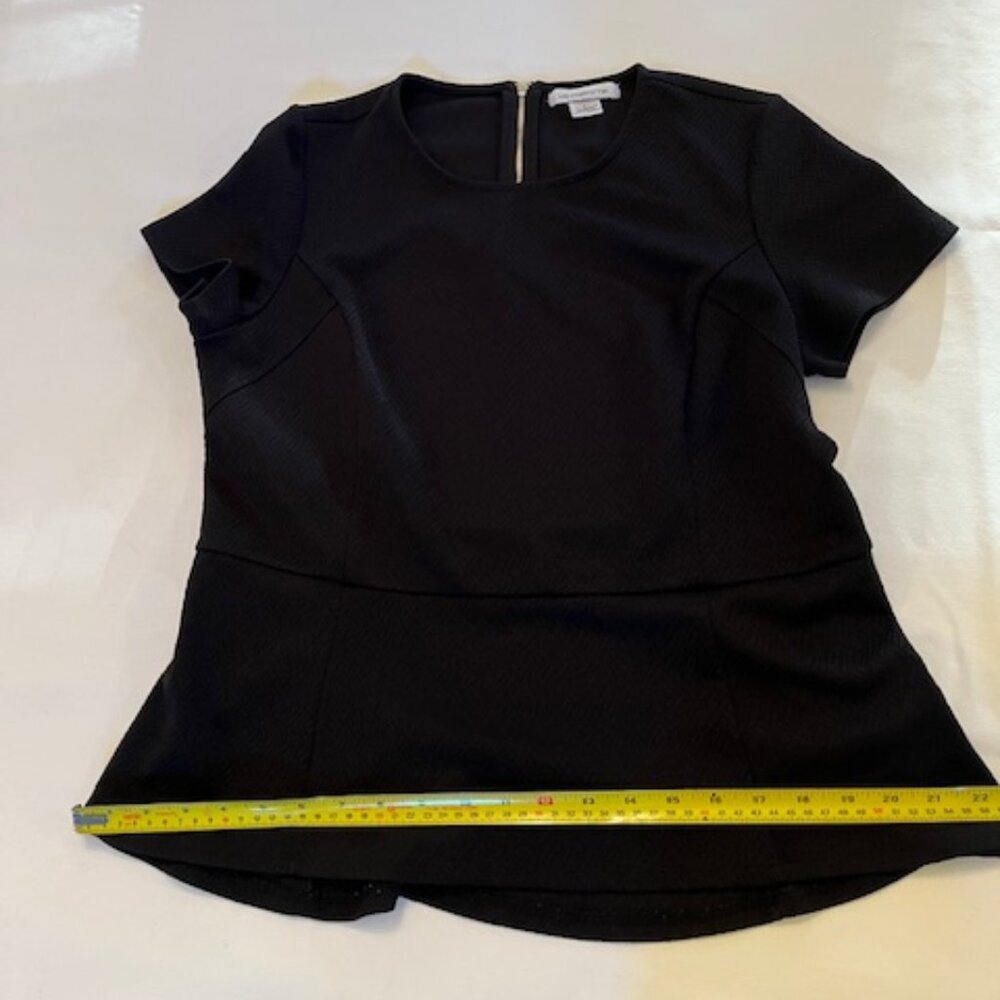 LIZ CLAIBORNE | Black Career top Textured stretch fabric-Like New - Picture 9 of 15